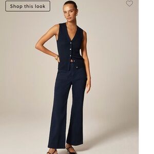 NWT J.Crew Petite Charley kickout crop pant in chino in Navy